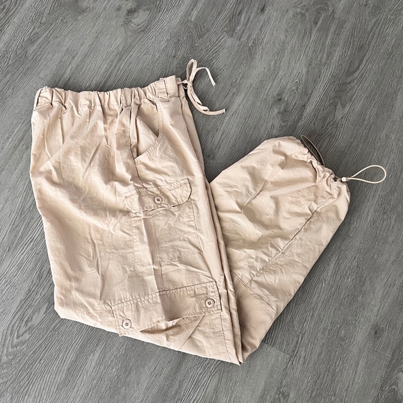 Madden NYC Juniors Taupe Lightweight Cargo Parachute Pants Size XXXL - Picture 4 of 16